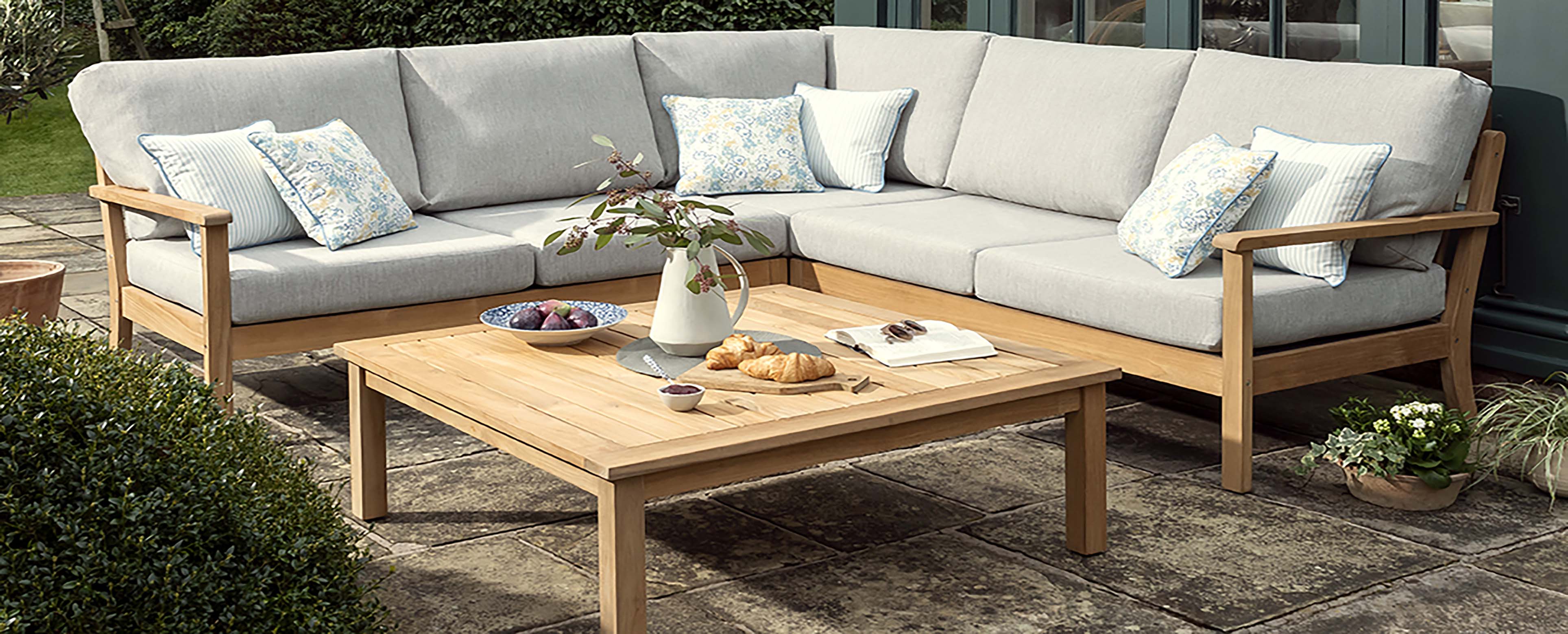 Salcey Corner Outdoor Set by Laura Ashley